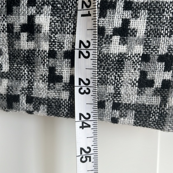 Vintage Y2K Dalia Collection black/grey/white lined pencil skirt. Size US8 - Picture 5 of 11